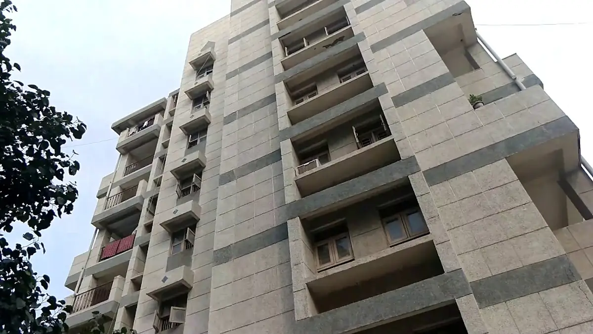 Construction Of 09 Sr. Mig Houses At L.P. Bhargav Nagar Block No. - 10 & 16, Ujjain