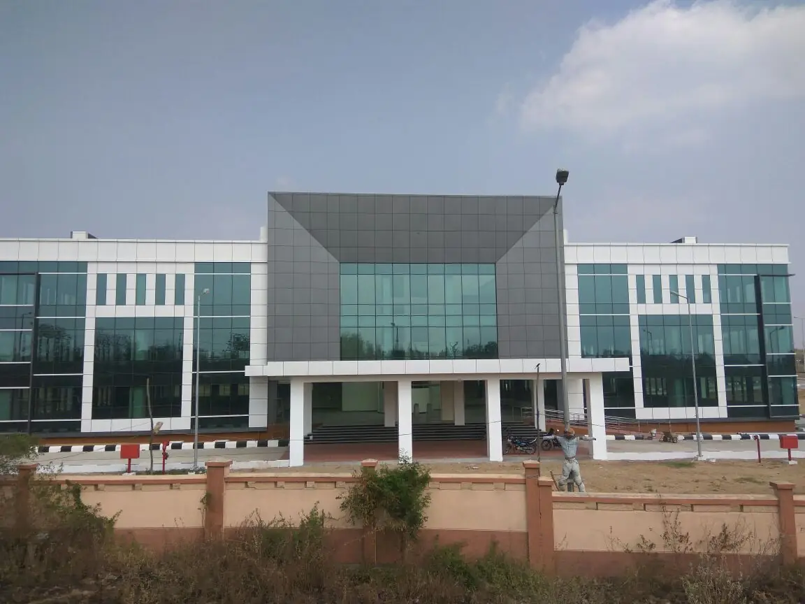Chola Rank Towers