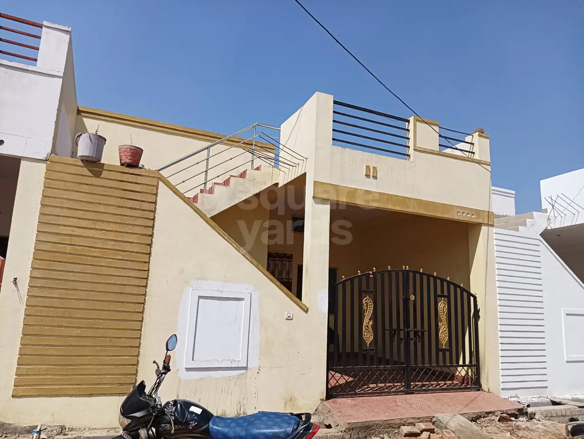 Ews Apartment