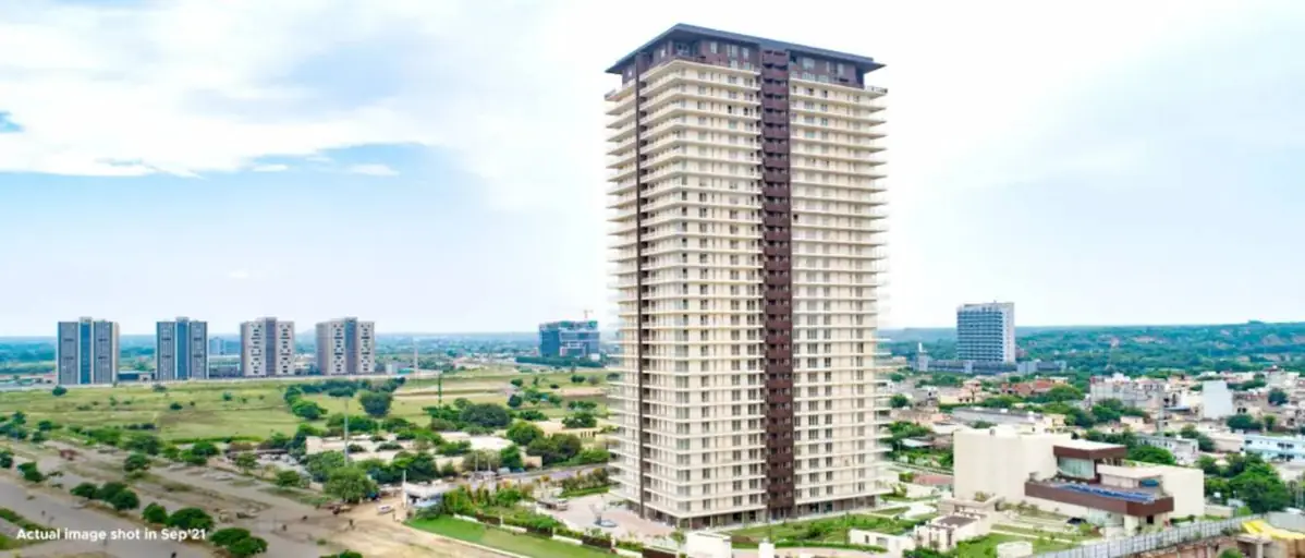 Luminare Phase 3 (Tower B)
